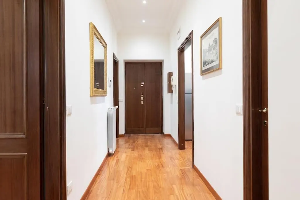Elegant Salandra Suite Rome Apartment